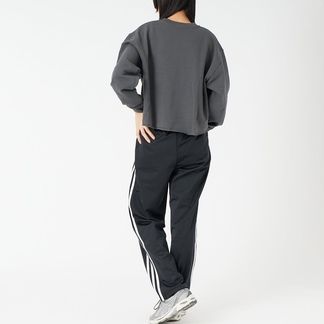 adidas Originals [アディダス オリジナルス] ファイヤーバード トラックパンツ [TV934] KD8315 &&モデル身長：162cm 着用サイズ：XS&&