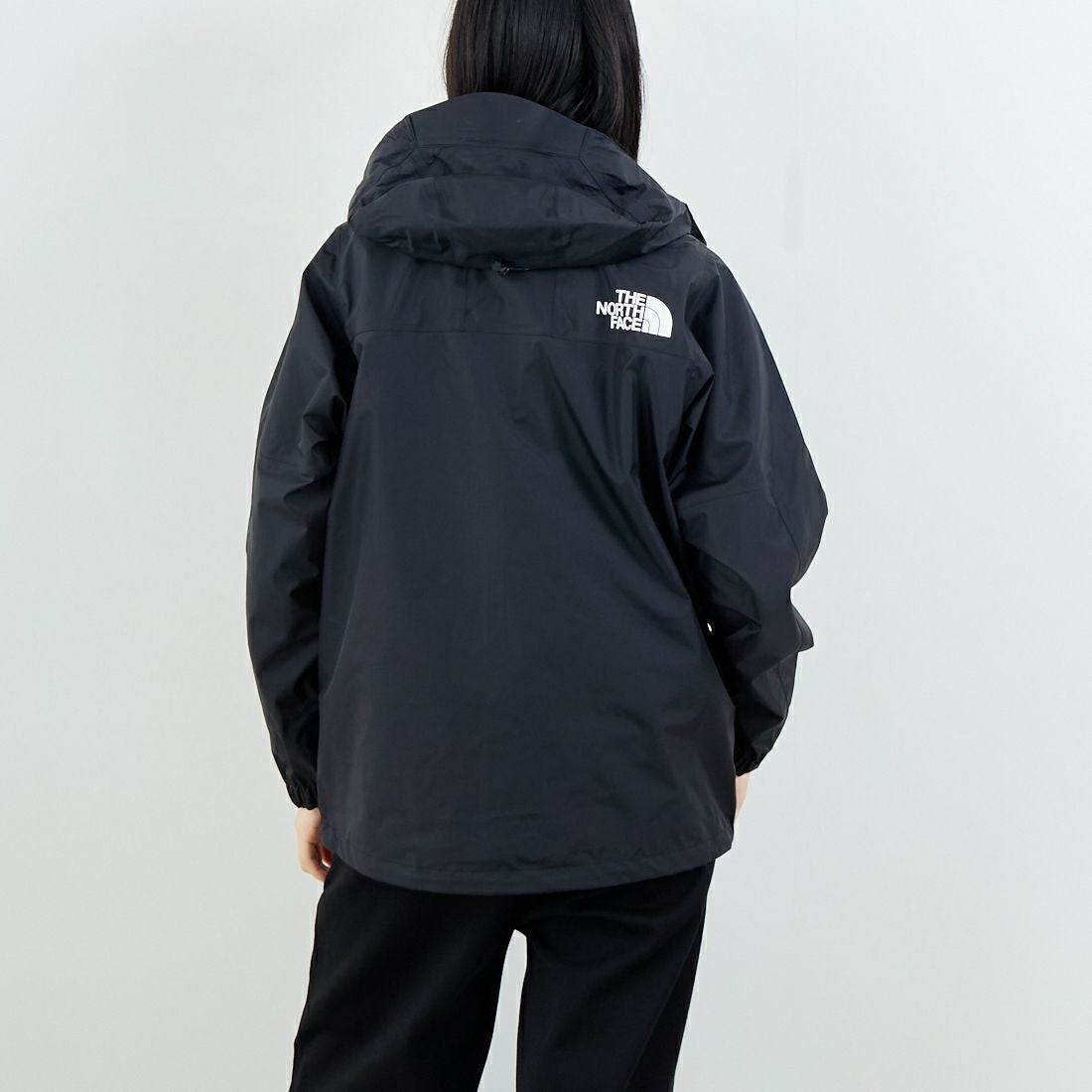 THE NORTH FACE [ザ ノースフェイス] マウンテンレインテックスジャケット [NPW62552] K &&モデル身長：162cm 着用サイズ：M&&