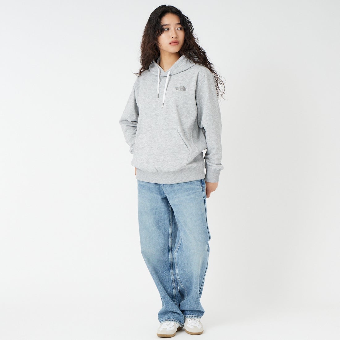 服/ファッション North Face THE NORTH FACE [ザ ノースフェイス] バックスクエアロゴフーディ