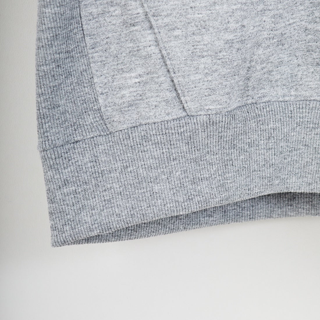 THE NORTH FACE [ザ ノースフェイス] バックスクエアロゴフーディ [NT62533] Z