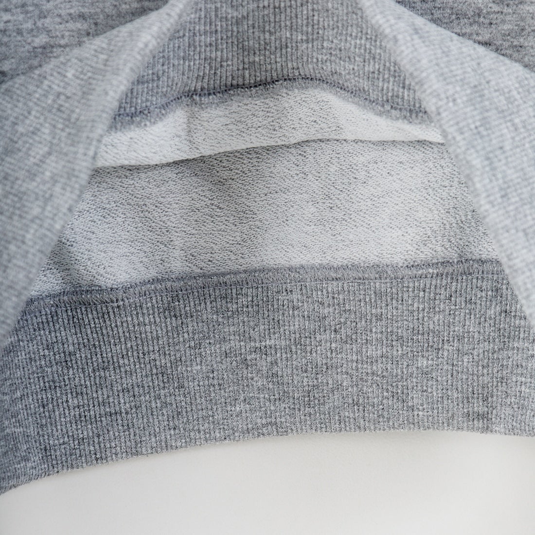 THE NORTH FACE [ザ ノースフェイス] バックスクエアロゴフーディ [NT62533] Z