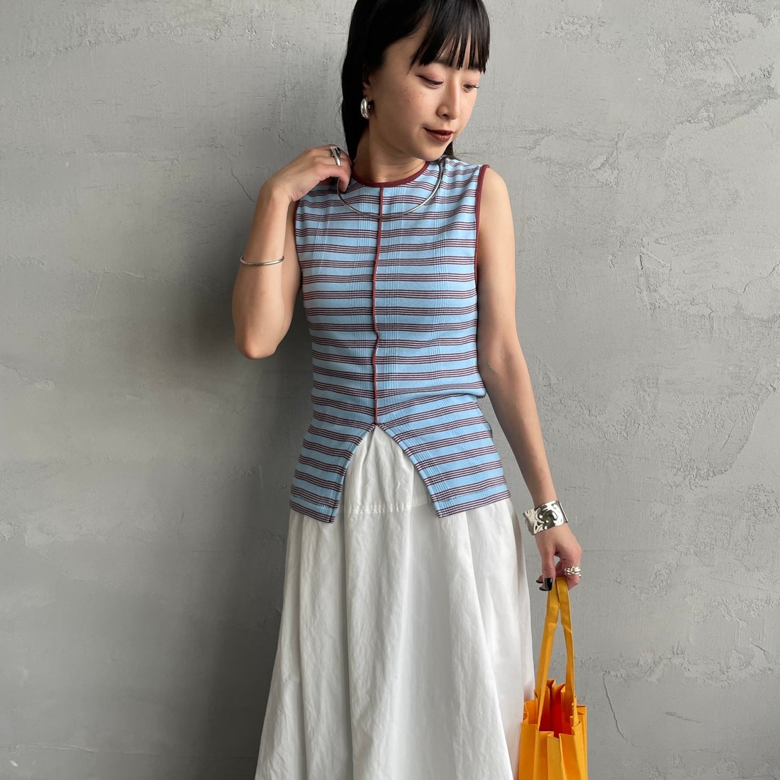 Robert P.Miller [ロバートピーミラー] 別注 配色 センタースリット パネルリブタンクトップ [RM261-2261IN-JF] BLUEBERRY &モデル身長：150cm 着用サイズ：F&&