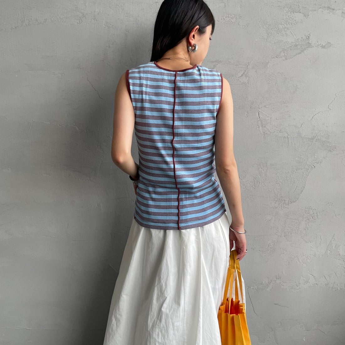 Robert P.Miller [ロバートピーミラー] 別注 配色 センタースリット パネルリブタンクトップ [RM261-2261IN-JF] BLUEBERRY &モデル身長：150cm 着用サイズ：F&&