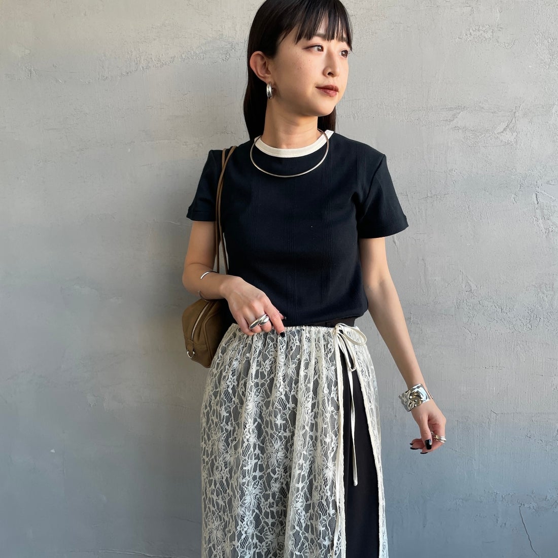 BLK/IVO&&モデル身長：150cm 着用サイズ：F&&