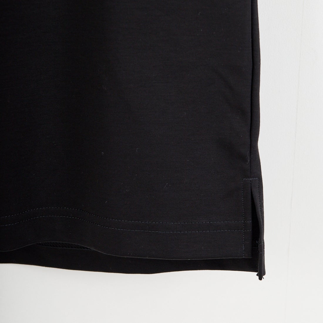 TATRAS [タトラス] BELECI/ベレチ ロングスリーブTシャツ [MCKZ0055083588] BLACK