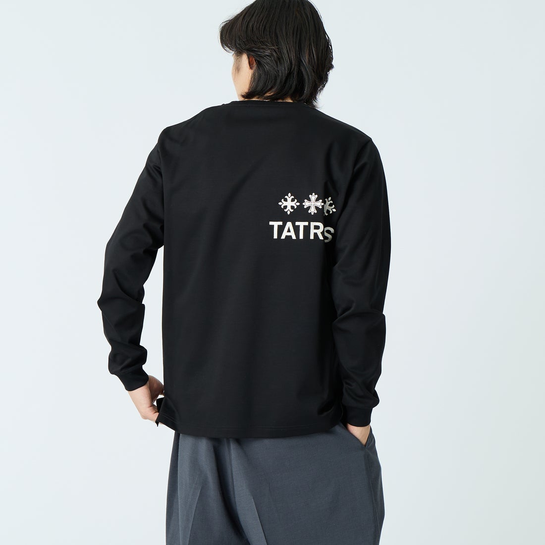 TATRAS [タトラス] BELECI/ベレチ ロングスリーブTシャツ [MCKZ0055083588] BLACK &&モデル身長：179cm 着用サイズ：1&&