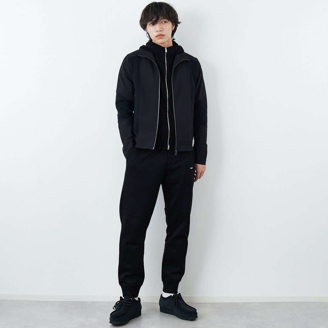 TATRAS [タトラス] FOLMIDO/フォルミード スウェットパンツ [MCKZ0048103588] BLACK &&モデル身長：179cm 着用サイズ：3&&