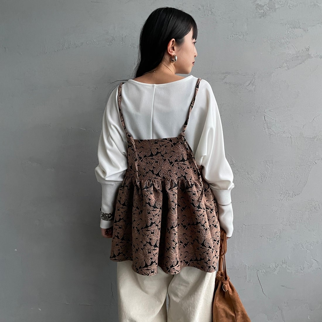 nenom [ネノム] マルチWAY ジャガード ペプラムキャミブラウス [NE26312007] 28 BLK/BRN &&モデル身長：150cm 着用サイズ：F&&