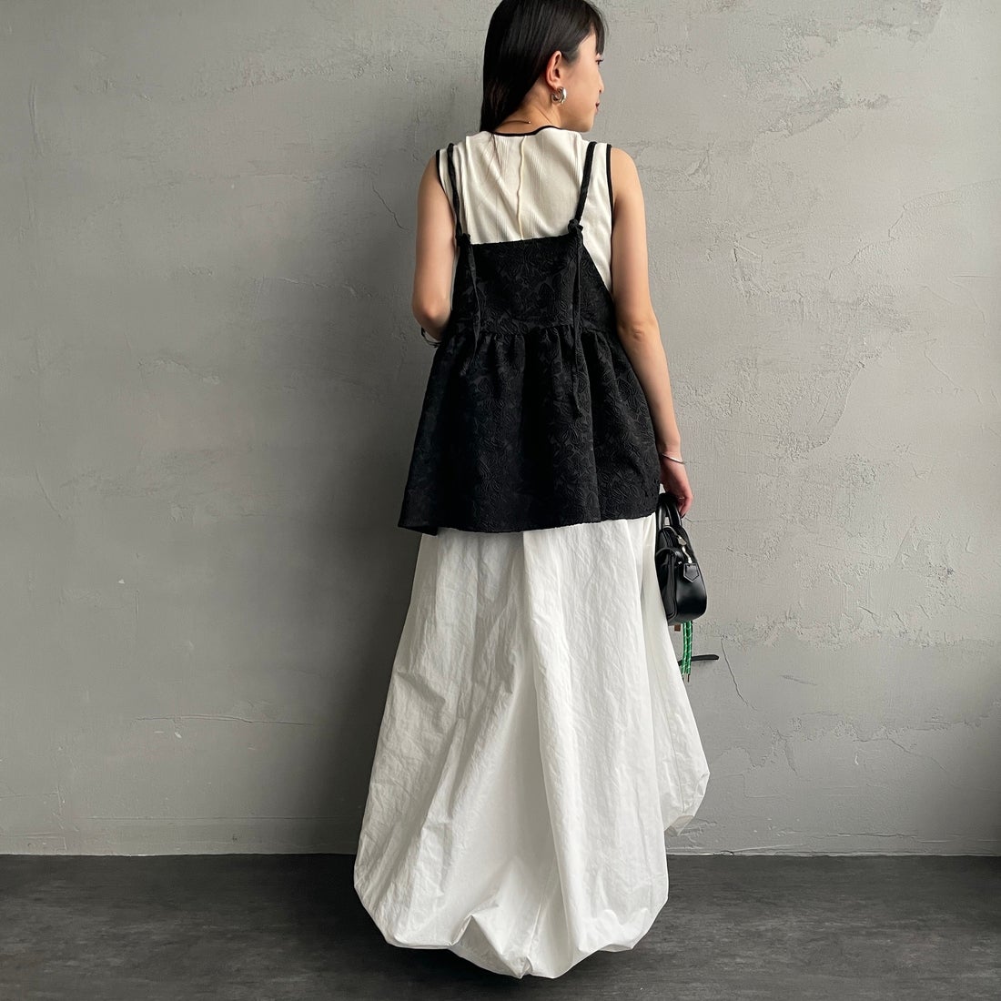 nenom [ネノム] マルチWAY ジャガード ペプラムキャミブラウス [NE26312007] 09 BLACK &&モデル身長：150cm 着用サイズ：F&&