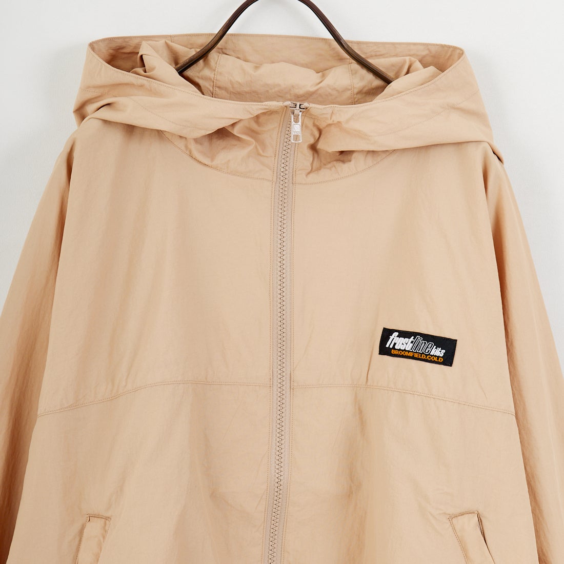 frostline [フロストライン] 別注 ナイロンフードジャケット [FL24-JK-IN6-JF] BEIGE