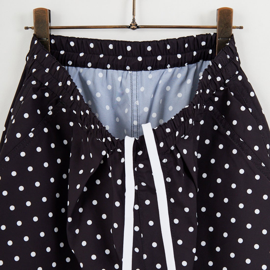 UNIVERSAL OVERALL [ユニバーサルオーバーオール] 別注 総柄イージーワイドパンツ [U2612634IN-JF] BLKﾄﾞｯﾄ