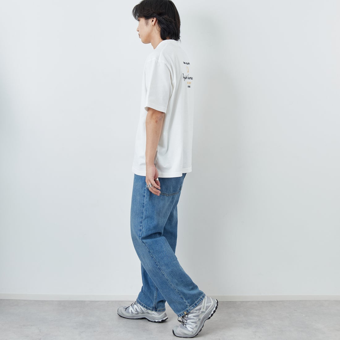 FRED PERRY [フレッドペリー] 別注 ORIGINAL SPORTSWEAR バック刺繍ロゴTシャツ [FPM-26S-023JF] SNOW WHITE &&モデル身長：179cm 着用サイズ：L&&