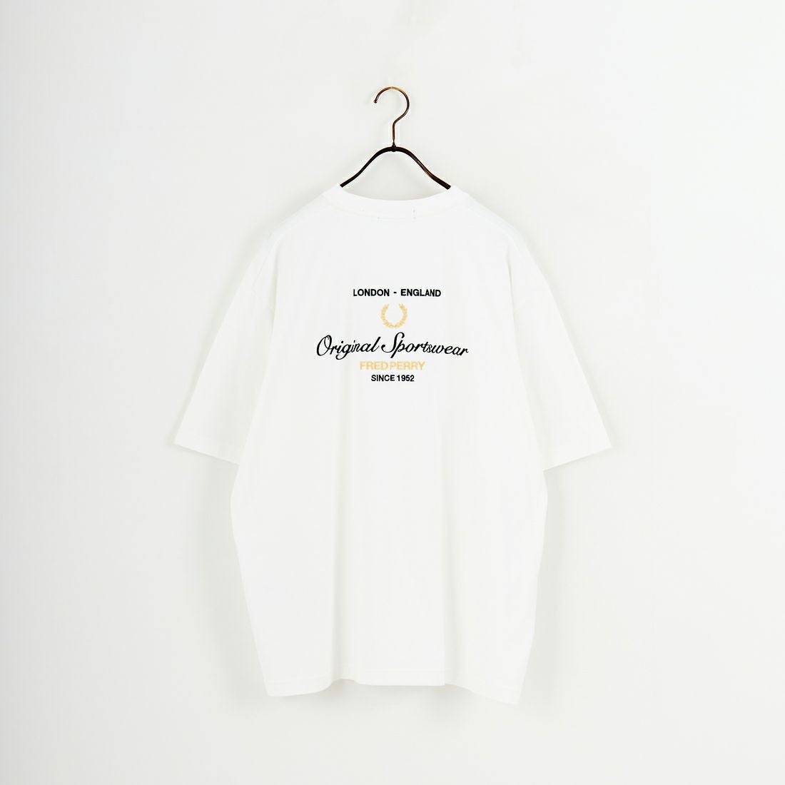 FRED PERRY [フレッドペリー] 別注 ORIGINAL SPORTSWEAR バック刺繍ロゴTシャツ [FPM-26S-023JF] SNOW WHITE