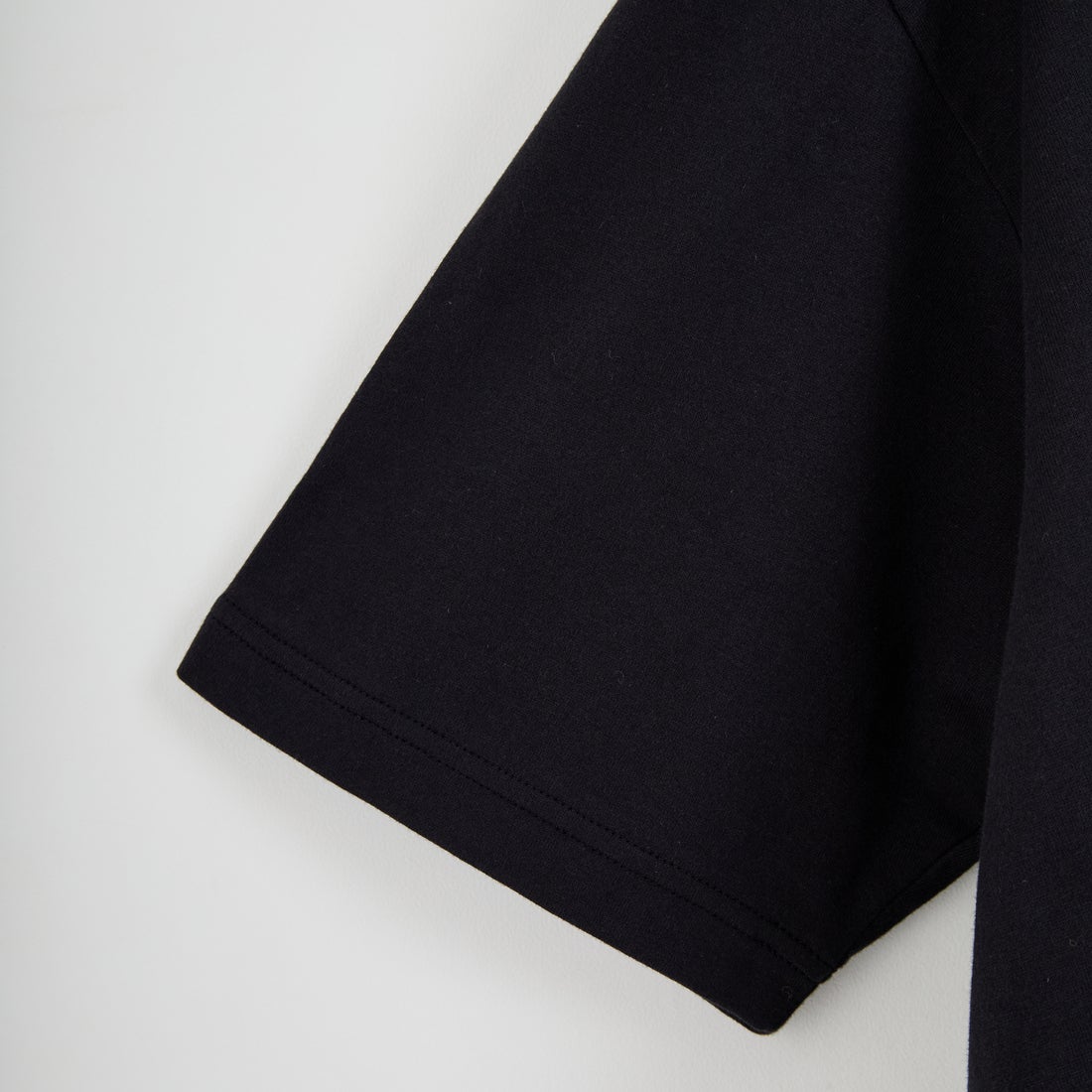 FRED PERRY [フレッドペリー] 別注 ORIGINAL SPORTSWEAR バック刺繍ロゴTシャツ [FPM-26S-023JF] BLACK/SNOW