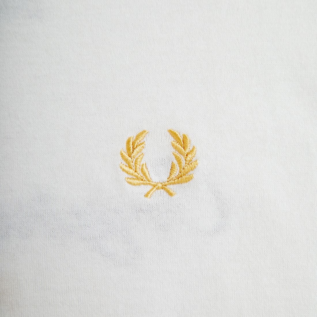 FRED PERRY [フレッドペリー] 別注 ORIGINAL SPORTSWEAR バック刺繍ロゴTシャツ [FPM-26S-023JF] SNOW WHITE