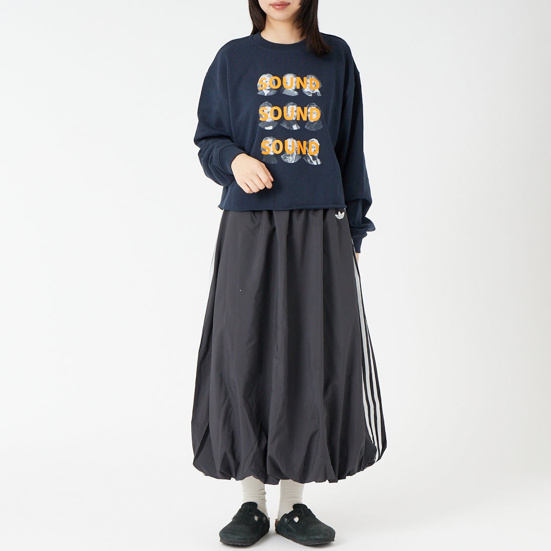 SCREEN STARS [スクリーンスターズ] 別注 偉人プリント カットオフスウェット [2523-IN3-JF] NAVY &&モデル身長：162cm 着用サイズ：F&&