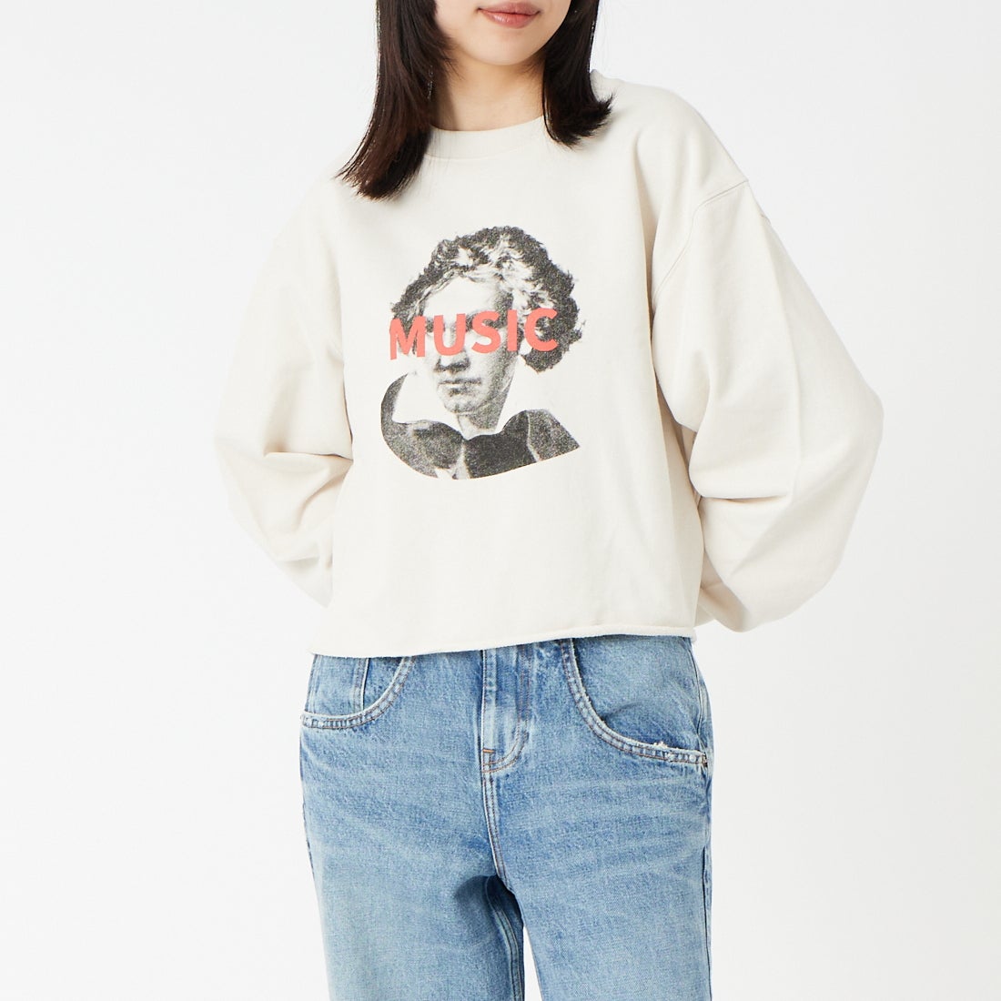 SCREEN STARS [スクリーンスターズ] 別注 偉人プリント カットオフスウェット [2523-IN3-JF] GREIGE &&モデル身長：162cm 着用サイズ：F&&