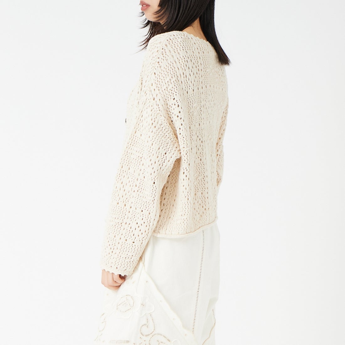 tumugu: [ツムグ] コットンクロッシェカーディガン [TK25412] 06 KINARI &&モデル身長：162cm 着用サイズ：F&&