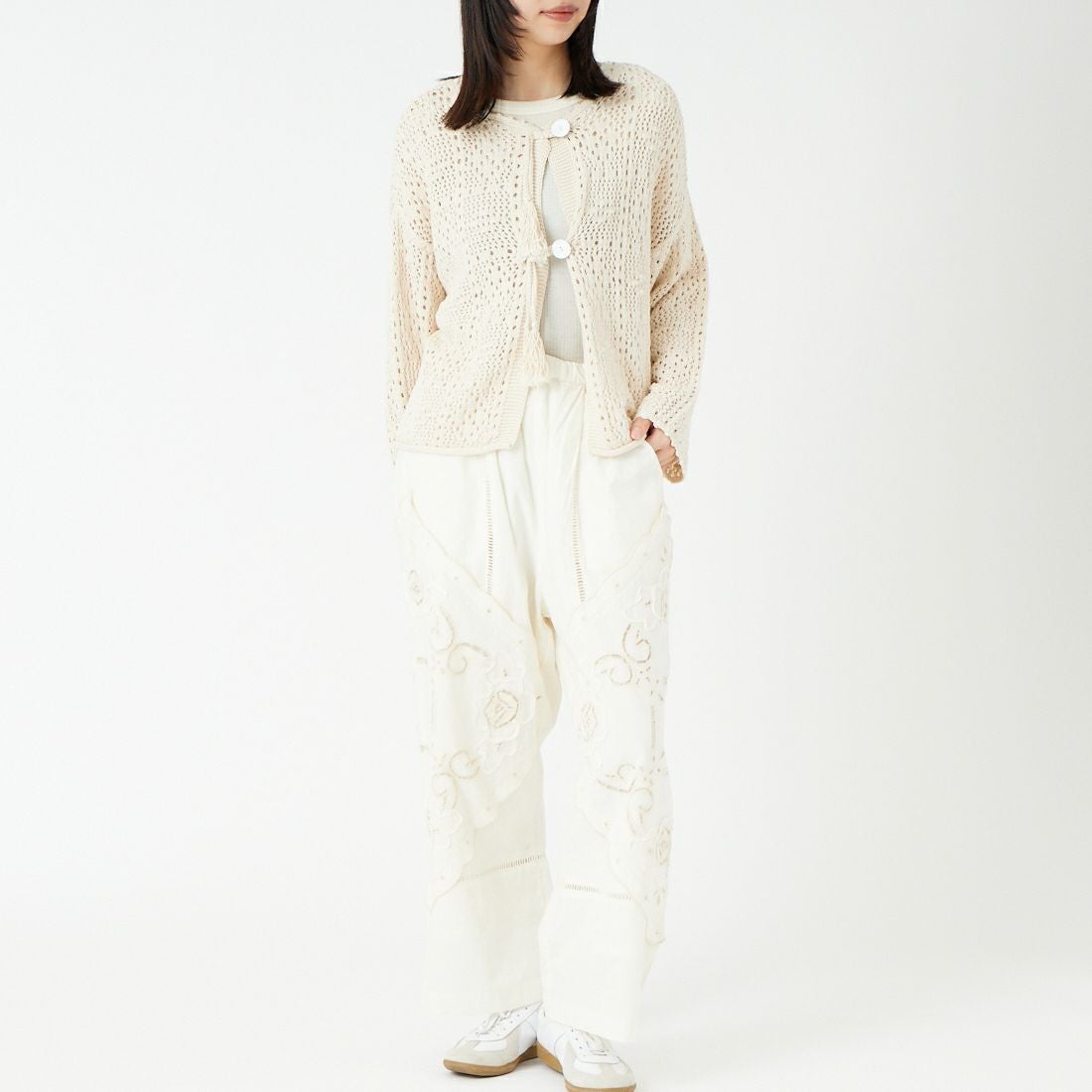 tumugu: [ツムグ] コットンクロッシェカーディガン [TK25412] 06 KINARI &&モデル身長：162cm 着用サイズ：F&&