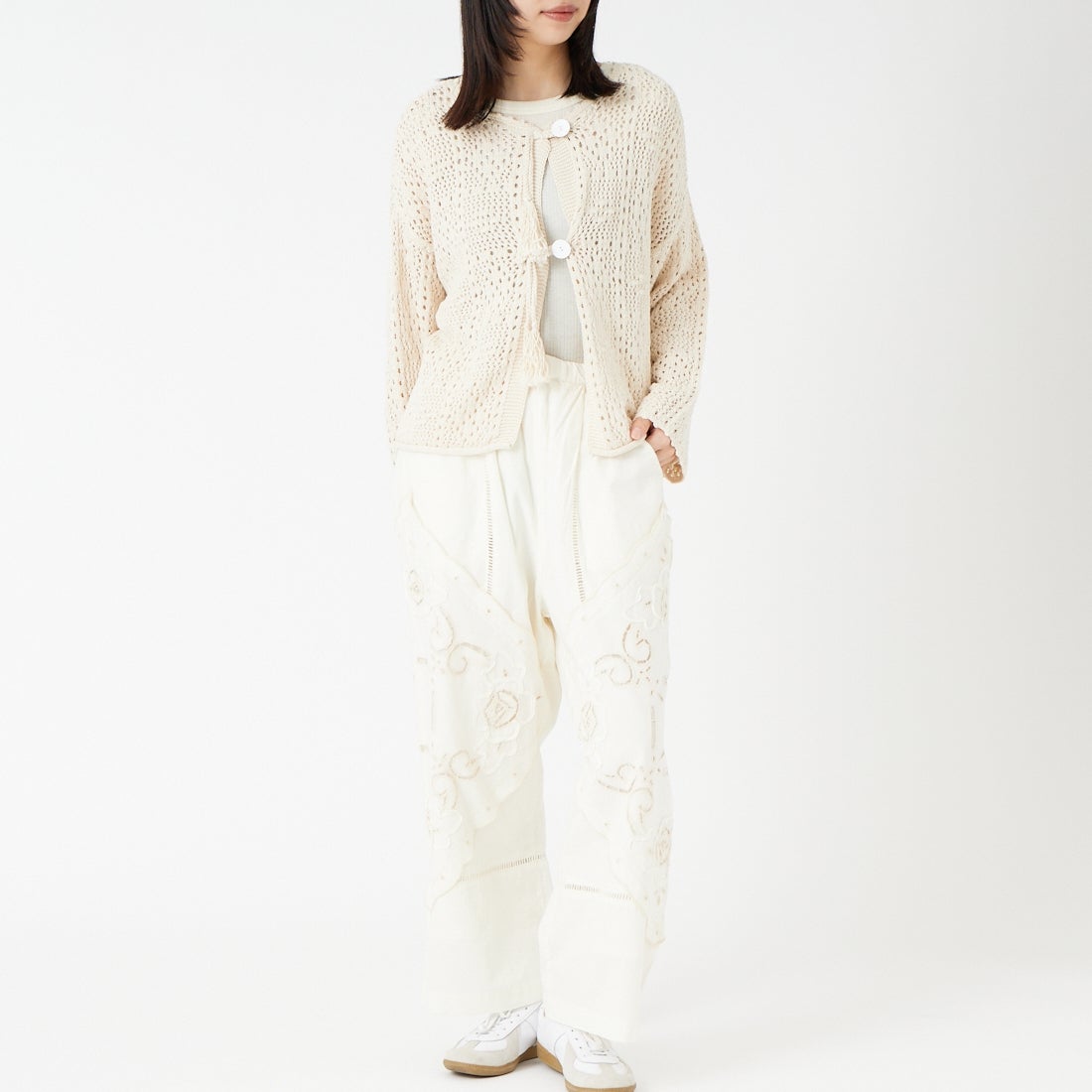 tumugu: [ツムグ] コットンクロッシェカーディガン [TK25412] 06 KINARI &&モデル身長：162cm 着用サイズ：F&&