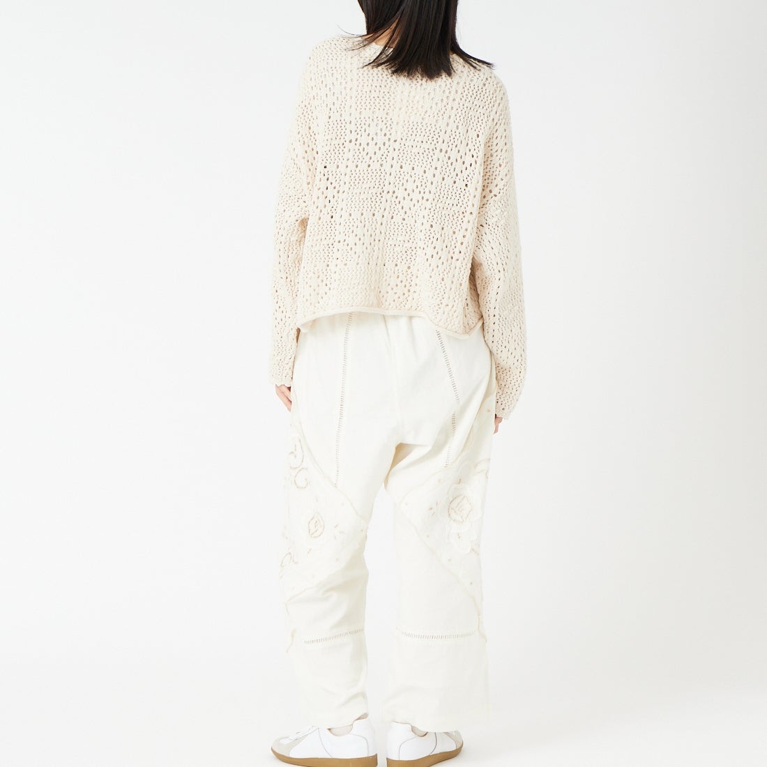 tumugu: [ツムグ] コットンクロッシェカーディガン [TK25412] 06 KINARI &&モデル身長：162cm 着用サイズ：F&&