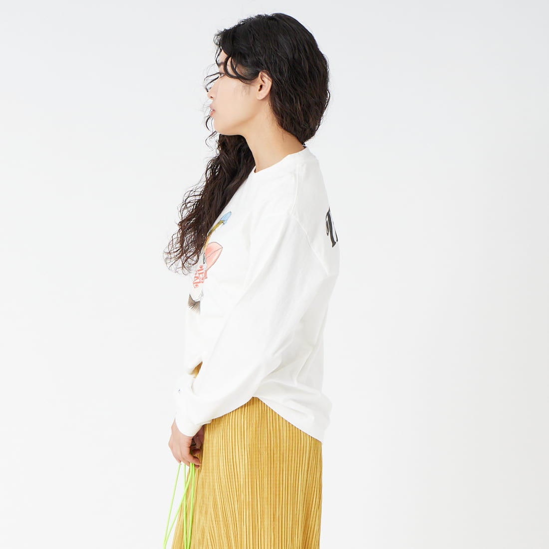 The Endless Summer [エンドレスサマー] MALIBU GIRL ロングスリーブTシャツ [FH-26374316] 07 WHITE &&モデル身長：162cm 着用サイズ：S&&