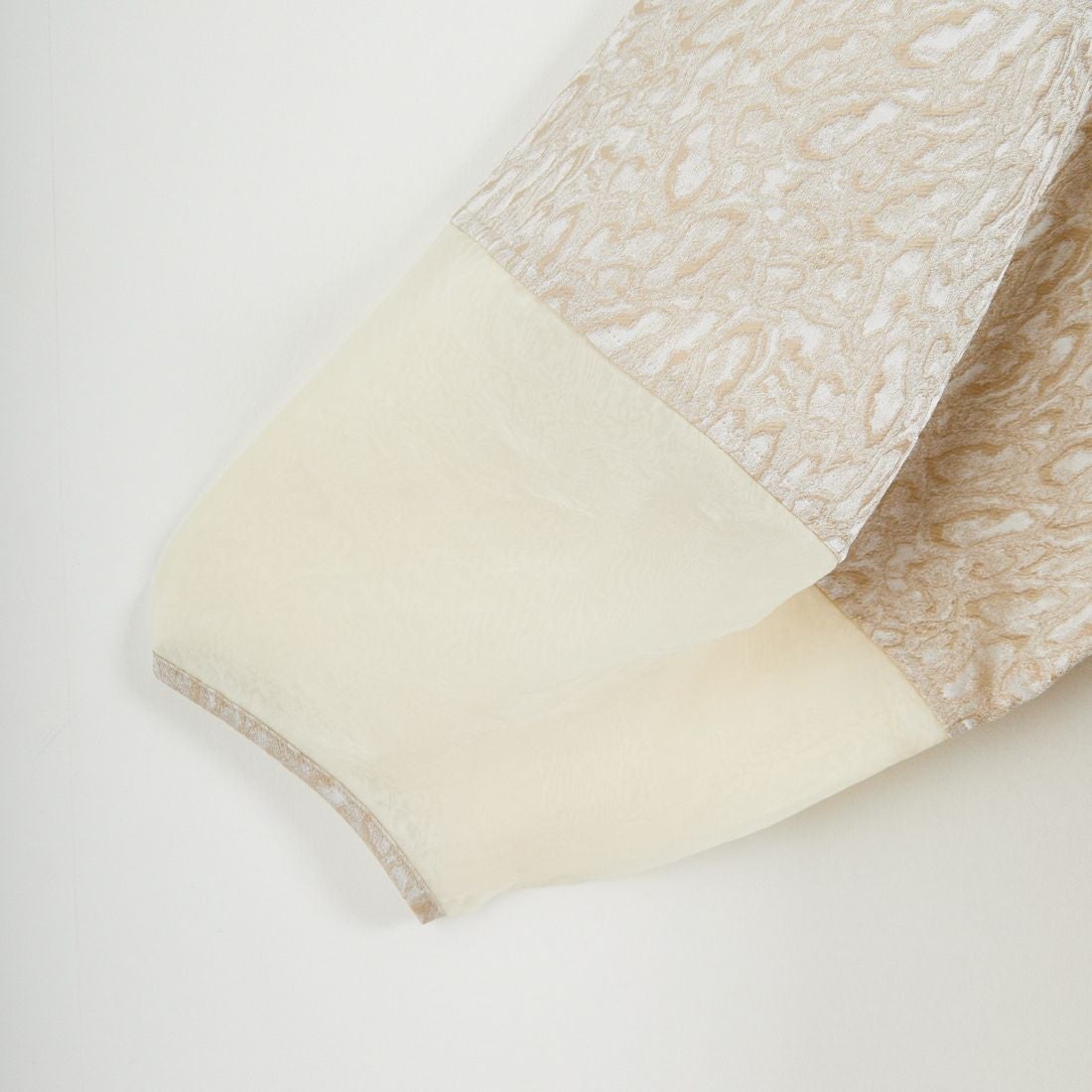 CHIGNON [シニヨン] ジャガードシアーブラウス [1956-452MK] BEIGE