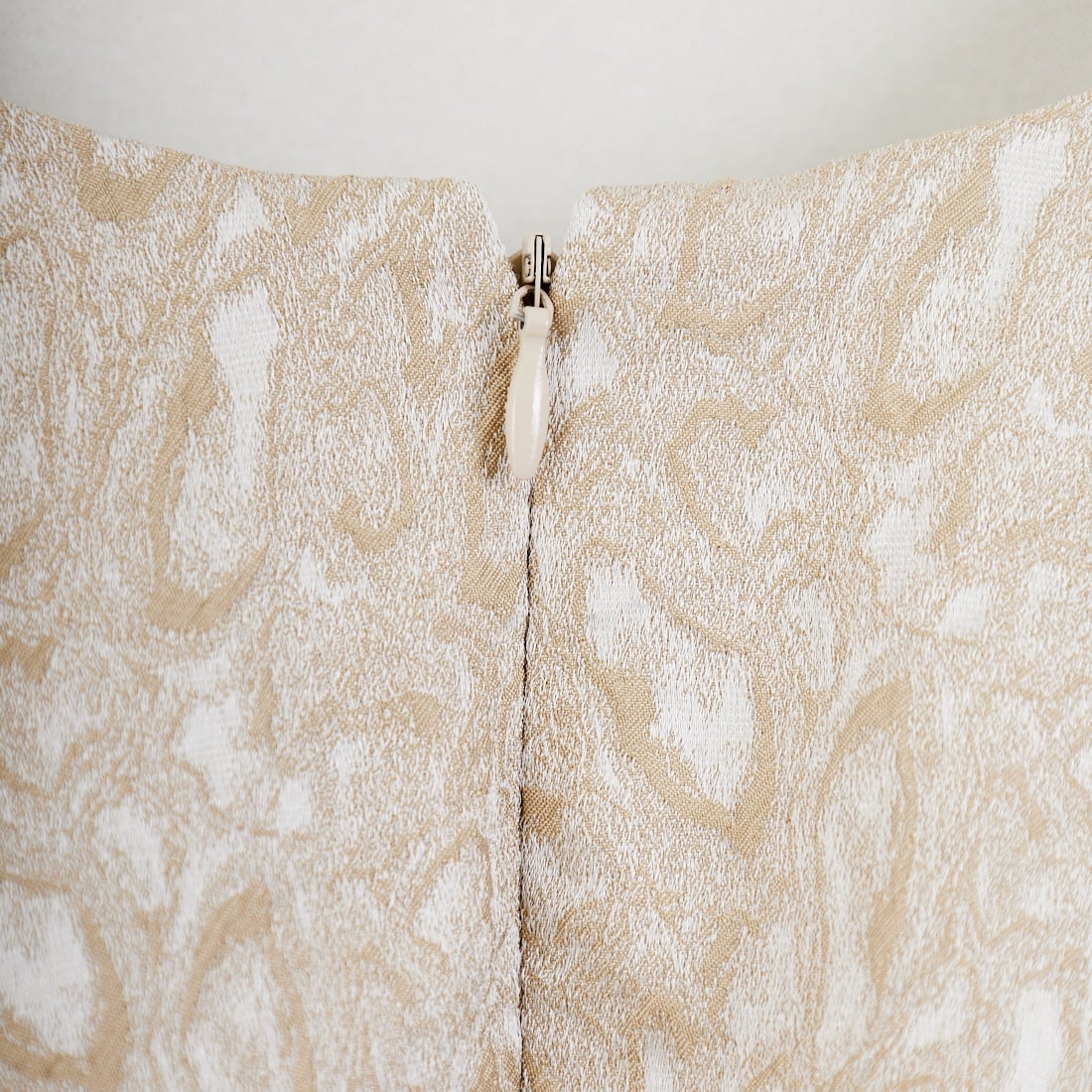 CHIGNON [シニヨン] ジャガードシアーブラウス [1956-452MK] BEIGE