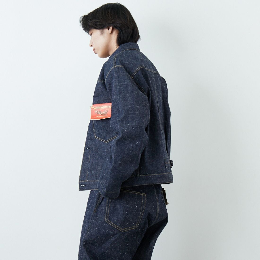 GOLD [ゴールド] 11.5oz デニムブラウス WW2モデル [GL15860N] 420 N.NAVY &&モデル身長：179cm 着用サイズ：M&&