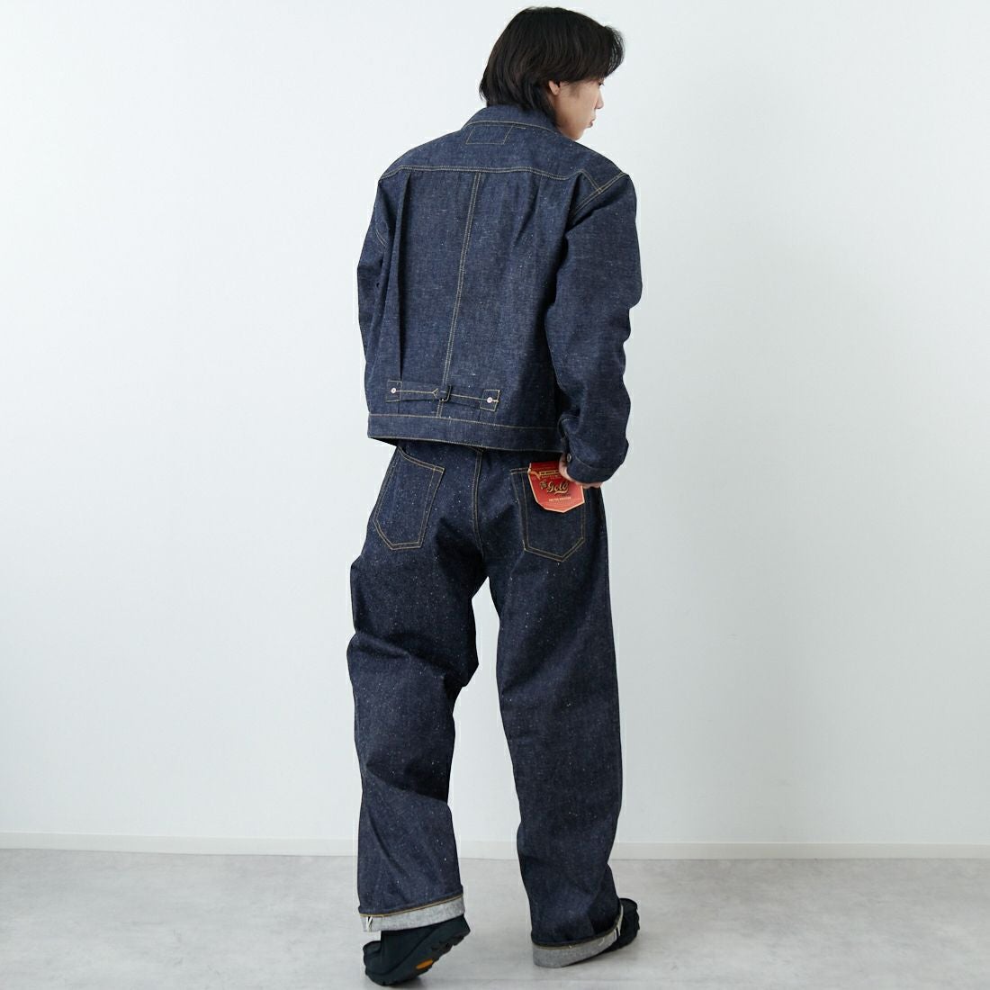 GOLD [ゴールド] 11.5oz デニムブラウス WW2モデル [GL15860N] 420 N.NAVY &&モデル身長：179cm 着用サイズ：M&&