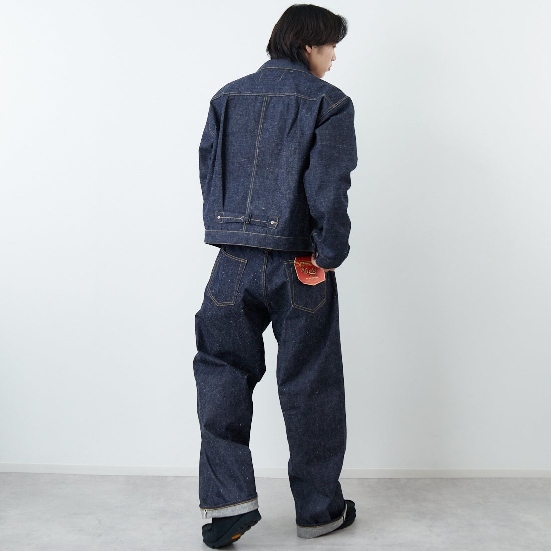 GOLD [ゴールド] 11.5oz デニムブラウス WW2モデル [GL15860N] 420 N.NAVY &&モデル身長：179cm 着用サイズ：M&&
