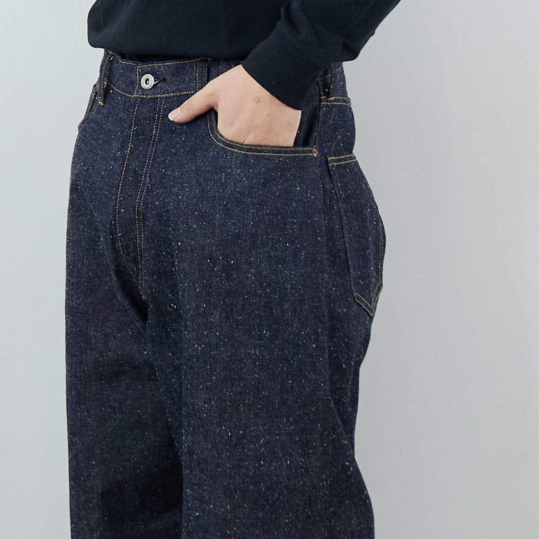 GOLD [ゴールド] 11.5oz 5ポケットデニムワイドパンツ [GL42620N] 420 N.NAVY &&モデル身長：179cm 着用サイズ：M&&