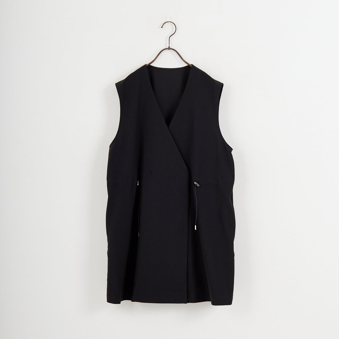 80 BLACK