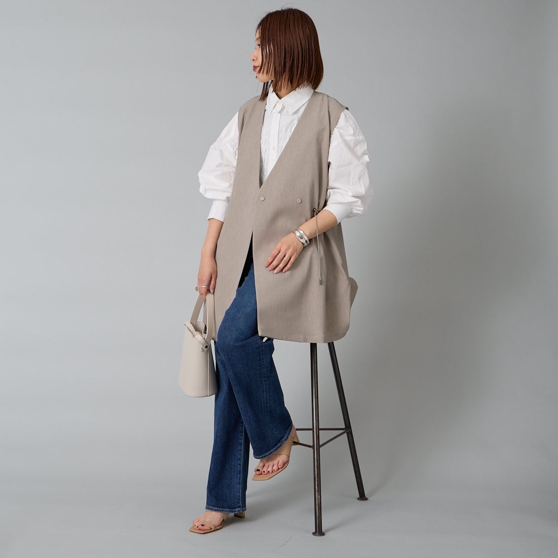 STELLA CIFFON [ステラシフォン] ウォースフィルツイルジレ [ST3-25105A] 26 GRAIGE &&モデル身長：159cm 着用サイズ：36&&