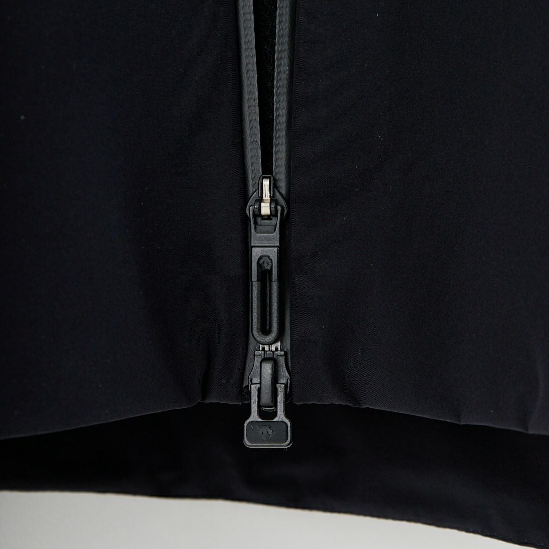 DESCENTE ALLTERRAIN [デサントオルテライン] ハードシェルジャケット クレアス [DU6SWBA1M] BK00