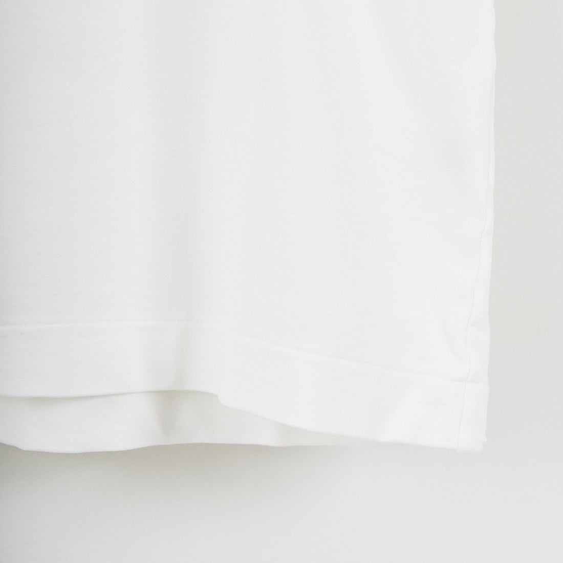 C.P.COMPANY [シーピーカンパニー] ライトフリースショートスリーブTシャツ [20CMSS034A] 103 GAUZE