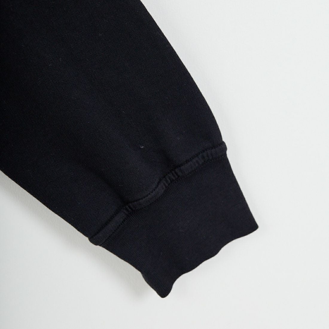 C.P.COMPANY [シーピーカンパニー] ライトフリースクルーネックスウェット [RCCMSS711A] 999 BLACK