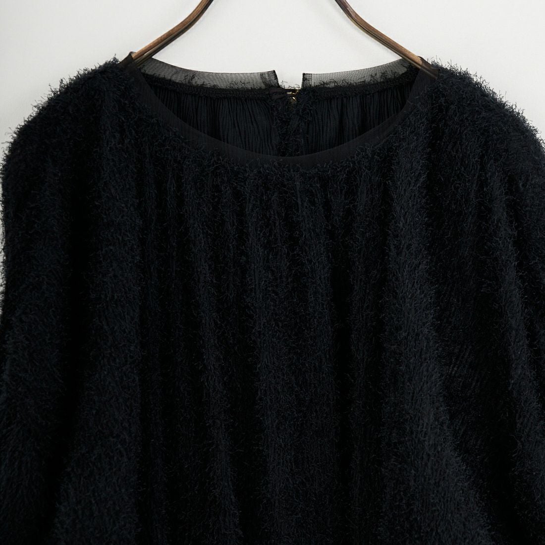 CHIGNON [シニヨン] 楊柳シャギーブラウス [1856-462BZ] BLACK