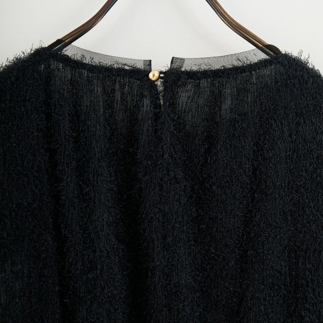 CHIGNON [シニヨン] 楊柳シャギーブラウス [1856-462BZ] BLACK