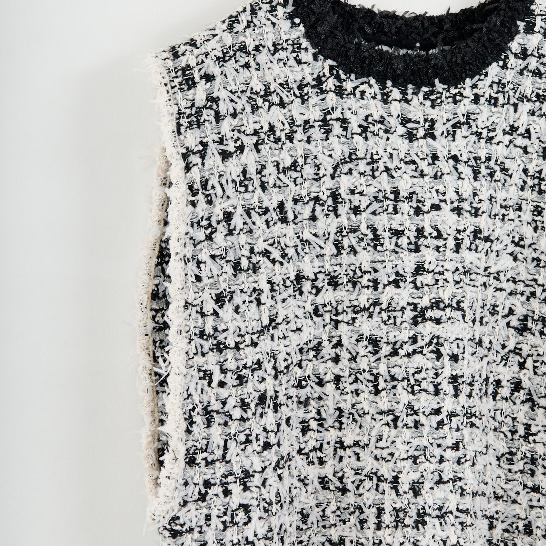 CHIGNON [シニヨン] ツイードライクニットベスト [9556-480JR] BLACK