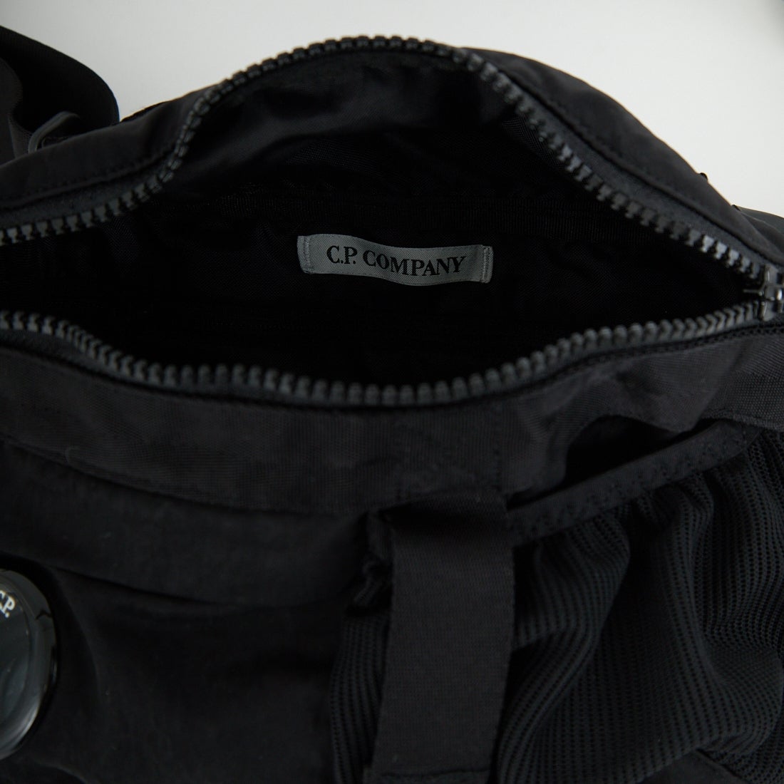 C.P.COMPANY [シーピーカンパニー] ナイロンB レンズウエストバッグ [20CMAC043A] 999 BLACK