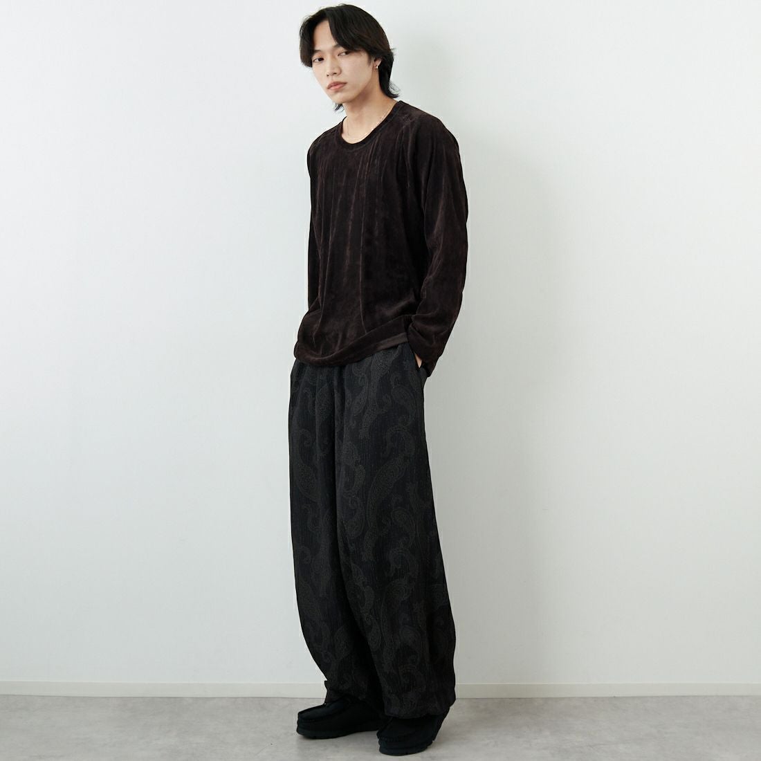 Needles [ニードルズ] UネックロングスリーブTシャツ [SX435] B BROWN &&モデル身長：179cm 着用サイズ：M&&