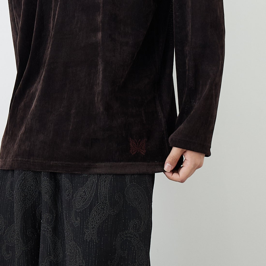 Needles [ニードルズ] UネックロングスリーブTシャツ [SX435] B BROWN &&モデル身長：179cm 着用サイズ：M&&