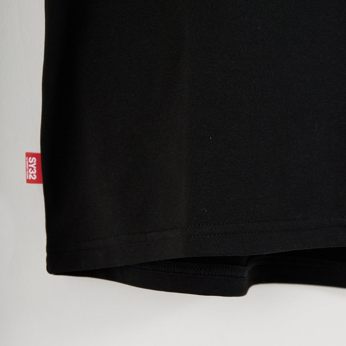 SY32 [エスワイサーティトゥ] ミニボックスロゴ ロングスリーブTシャツ [32-26SN1-16] BLACK