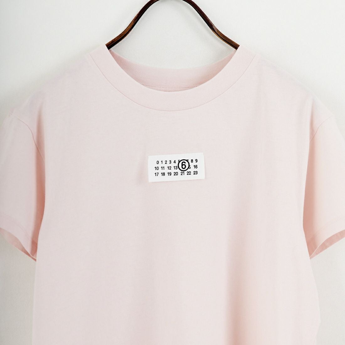 MM6 Maison Margiela [エムエムシックス メゾン マルジェラ] ニューメリック コットンTシャツ [S52GC0326-M20170] 231 PINK