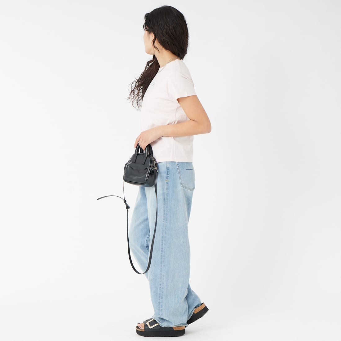 MM6 Maison Margiela [エムエムシックス メゾン マルジェラ] ニューメリック コットンTシャツ [S52GC0326-M20170] 231 PINK &&モデル身長：162cm 着用サイズ：S&&