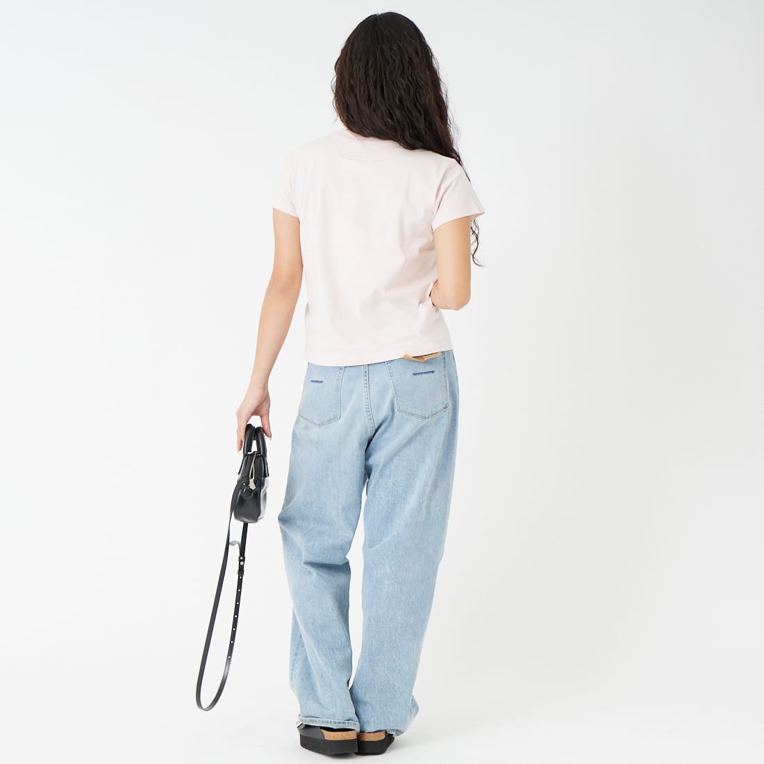 MM6 Maison Margiela [エムエムシックス メゾン マルジェラ] ニューメリック コットンTシャツ [S52GC0326-M20170] 231 PINK &&モデル身長：162cm 着用サイズ：S&&