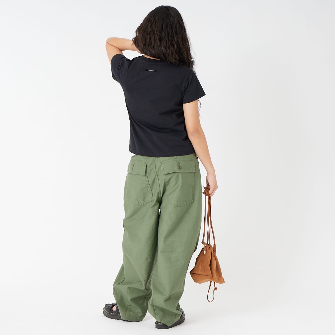 MM6 Maison Margiela [エムエムシックス メゾン マルジェラ] ニューメリック コットンTシャツ [S52GC0327-M20170] 900 BLACK &&モデル身長：162cm 着用サイズ：S&&