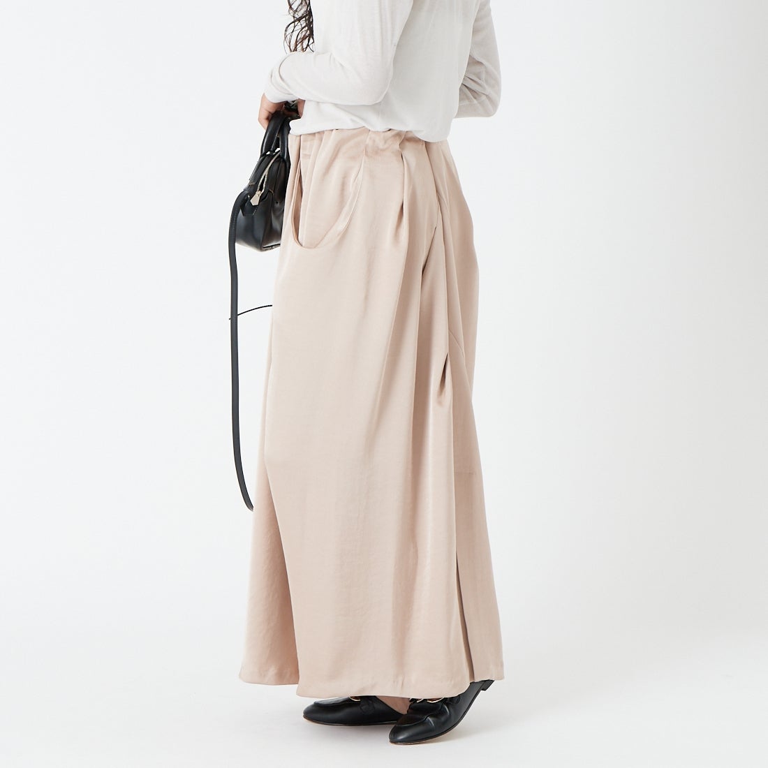 DIGNITE COLLIER [ディニテコリエ] サテンタックドレープスカート [80256516] 012 ﾋﾟﾝｸ &&モデル身長：162cm 着用サイズ：F&&