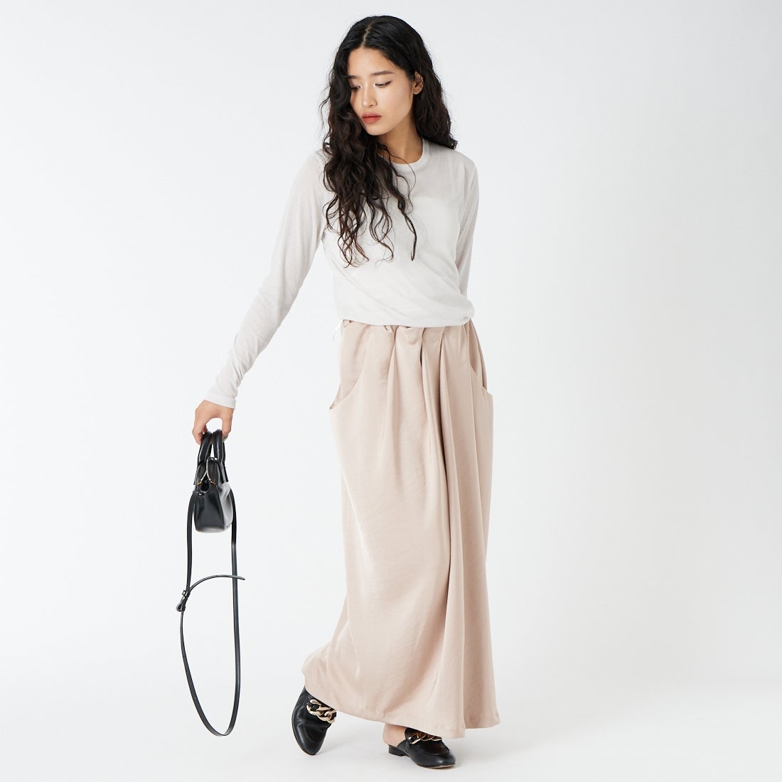 DIGNITE COLLIER [ディニテコリエ] サテンタックドレープスカート [80256516] 012 ﾋﾟﾝｸ &&モデル身長：162cm 着用サイズ：F&&